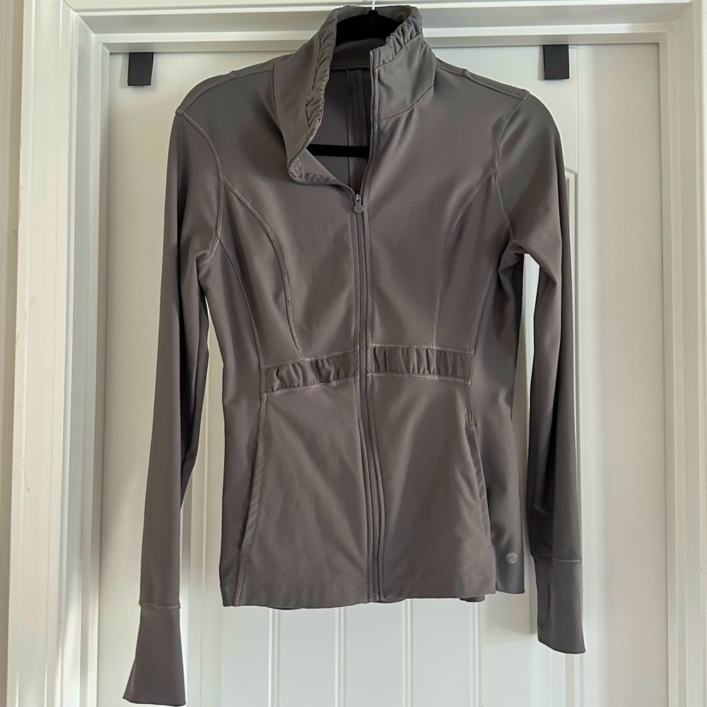 Apana athletic jacket. Size S.